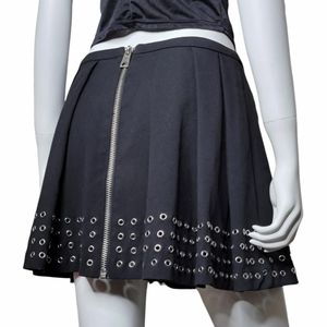 Nikkie mallgoth emo goth black silver pleated grommet eyelet mini skirt size 32